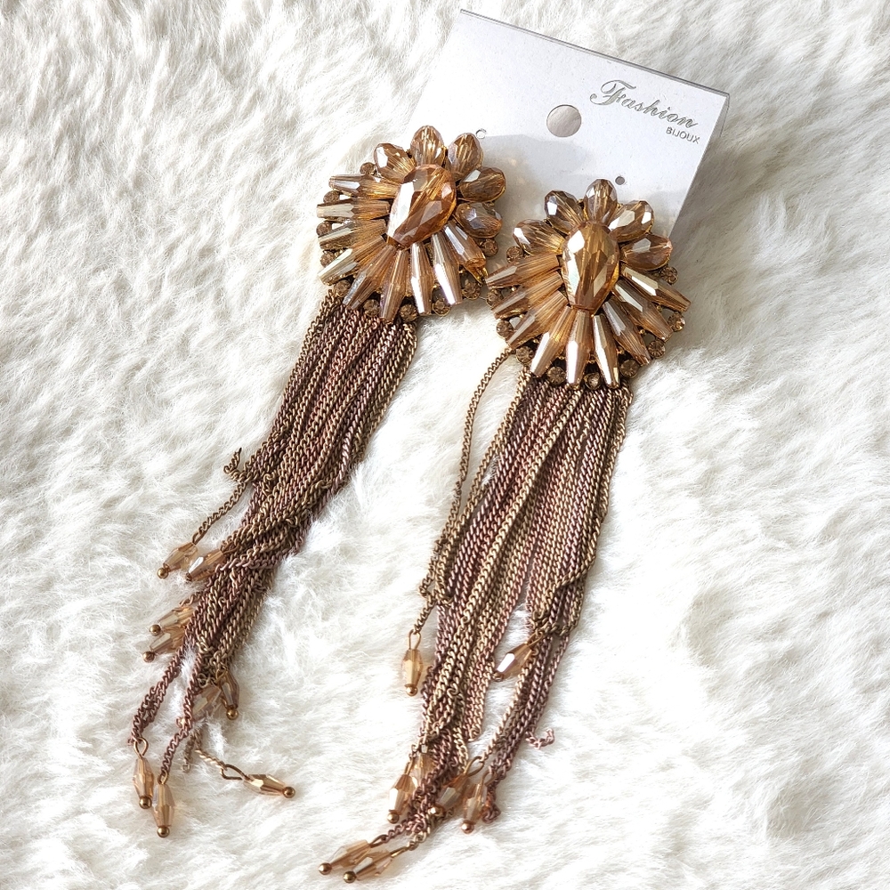 Beige Dangle Fashion Earrings